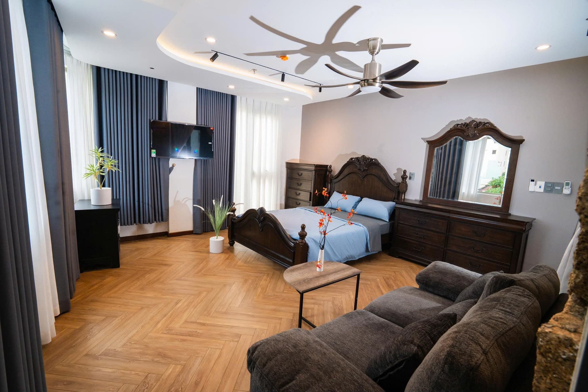 1 bedroom apartment on Near Vuong Thua Vu Street, Near North Beach